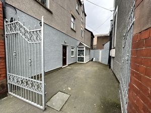 Photo 32- click for photo gallery